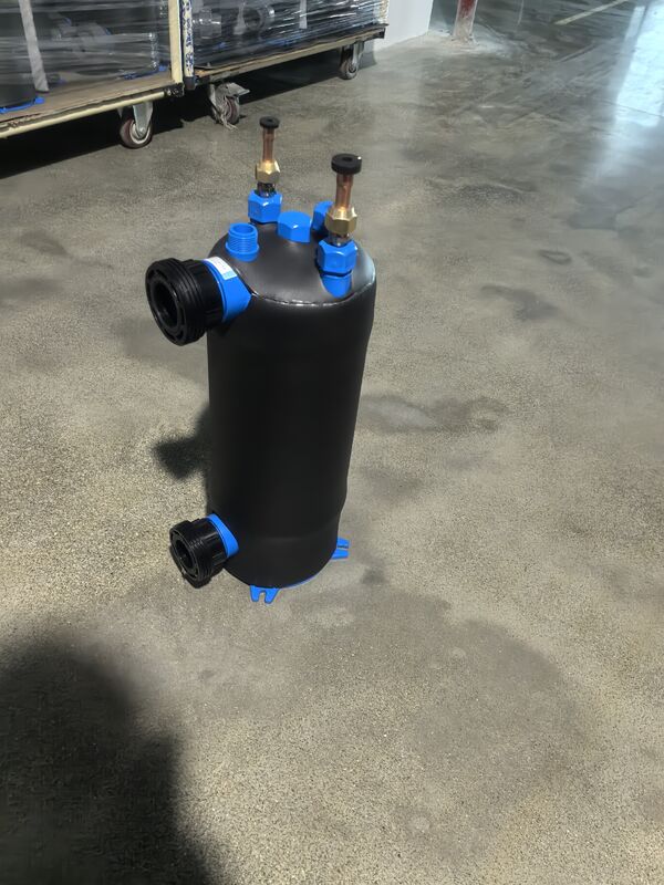 مبادل حراري تيتانيوم لتبريد المياه مقاس 2 بوصة ETA-5 يضمن درجة حرارة مخرج 7 درجة مئوية للتبريد الصناعي