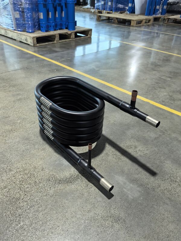 مبادل حراري محوري من التيتانيوم بطول أنبوب من 3 إلى 20 مترًا يوفر كفاءة حرارية للتطبيقات البحرية والكيميائية